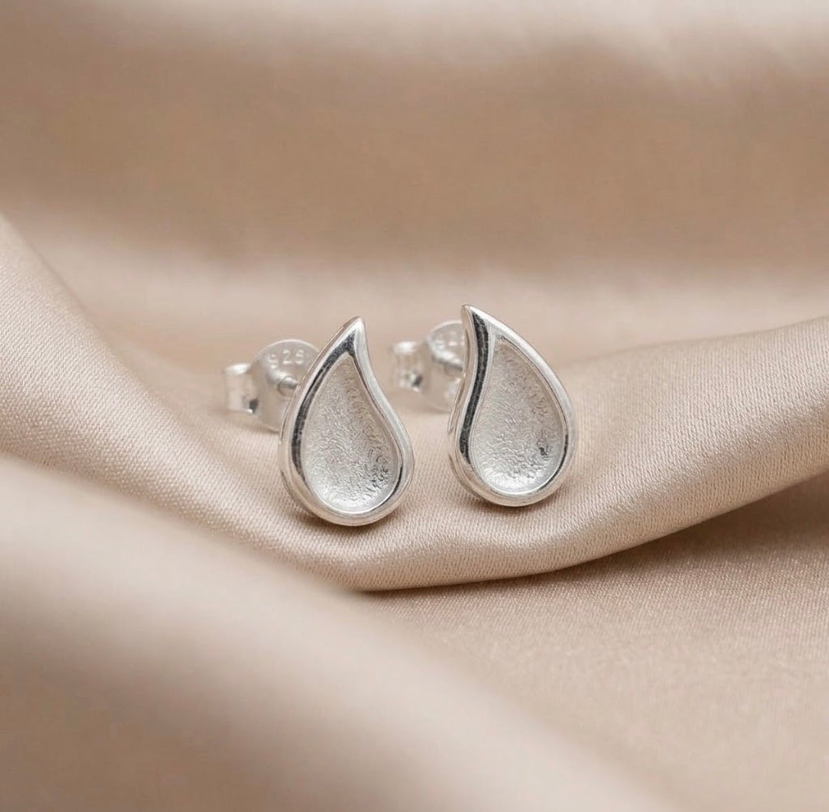 Simple Stud Earrings