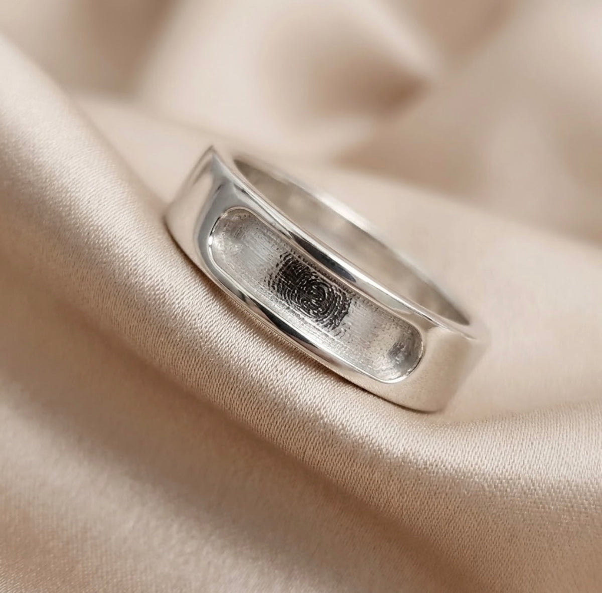 4mm Channel Band Ring