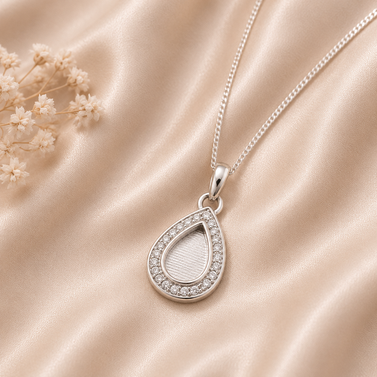 Halo Pendant Range