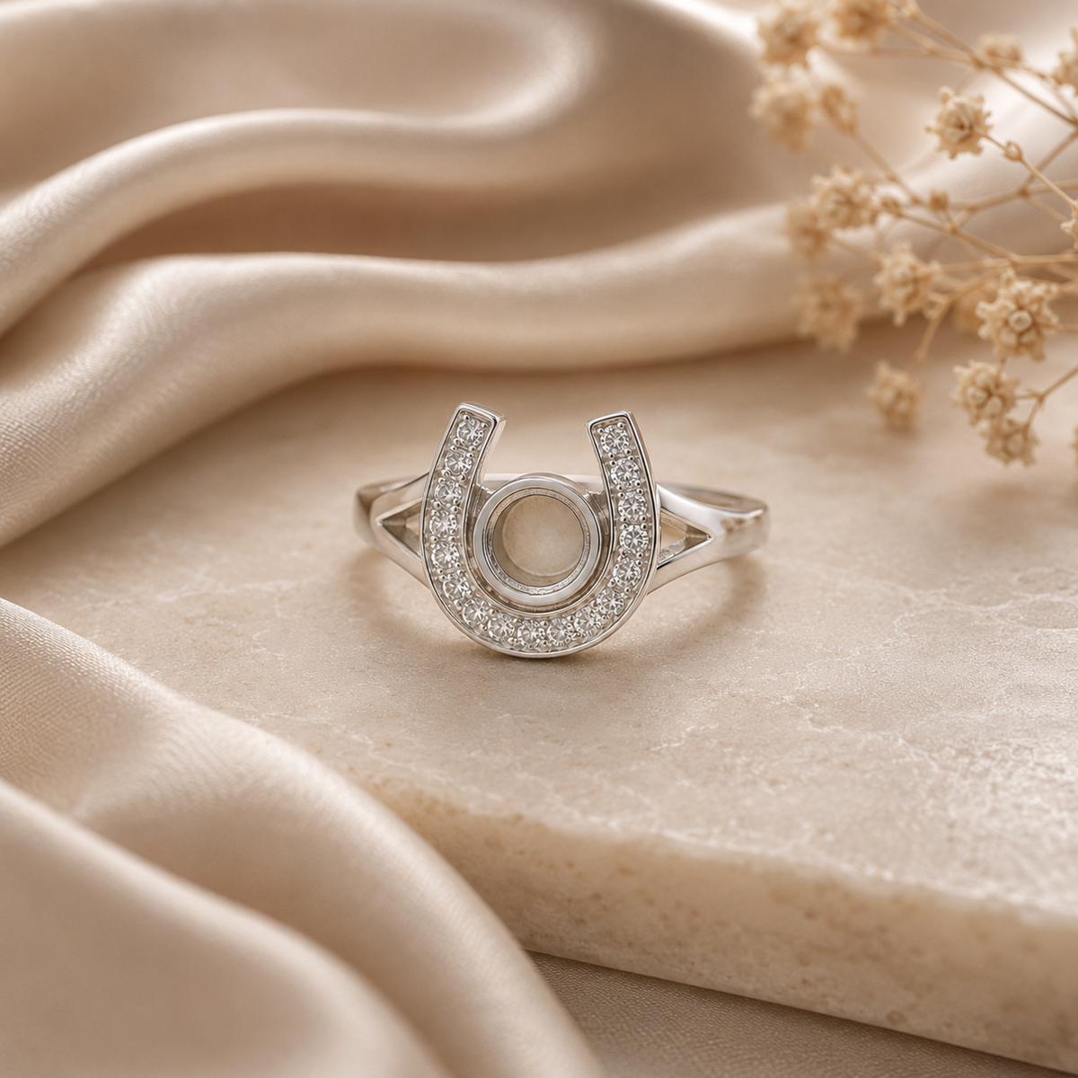 Horse Shoe Ring